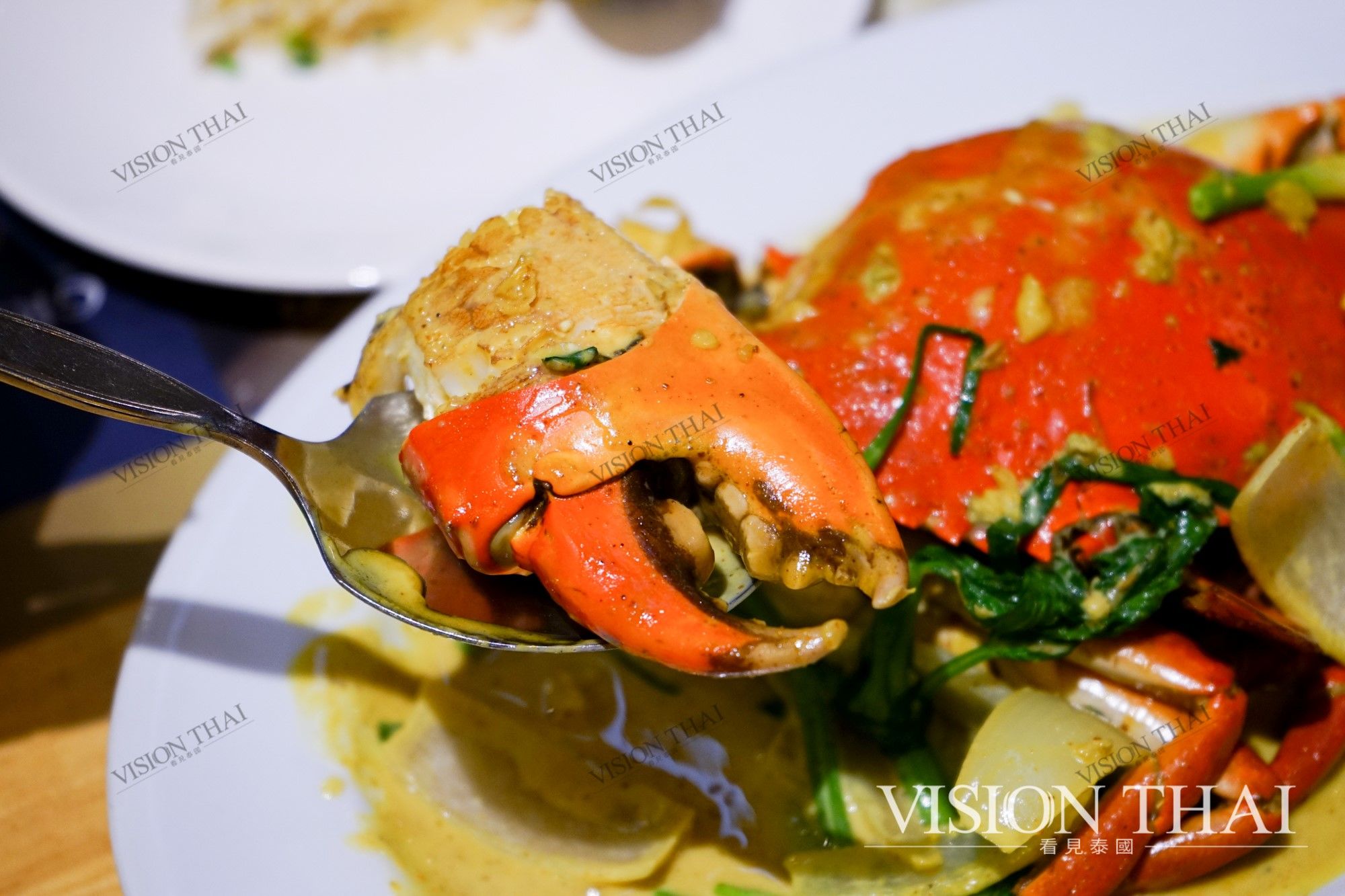 3間必吃曼谷海鮮餐廳推薦｜咖哩炒蟹、炸鱸魚、流水蝦吃到飽！