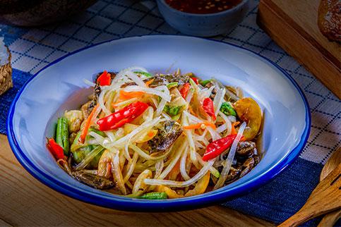 中泰式的食物在曼谷非常受欢迎，尤其是各种面食，大部份食物都是用拌炒方式。（来源：泰旅局）